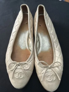 Chanel Flats - Picture 1 of 8