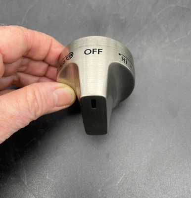 GE Café Deslizable Cocina Eléctrica Triple Quemador Perilla de Control WB03X31666 Pieza OEM Foto 1 de 4