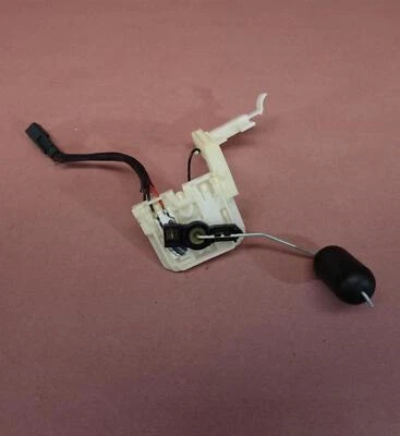 Harley-Davidson Dyna Wide Glide 2012-2016 FXDWG unidad de envío de nivel de combustible de gasolina Foto 1 de 4