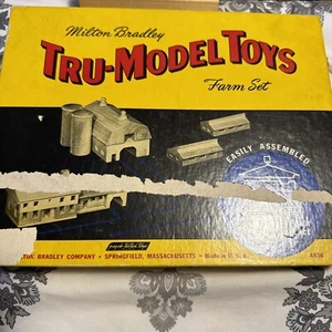 vintage milton bradley tru-model toys Farm Set Wood Kids Toy Durable 4836 Block - Picture 1 of 23