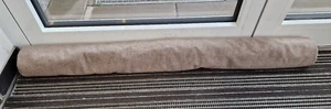 Zugluftstopper Zugluftrolle Tuchloden sandbraun / beige 113 cm x 13 cm - Bild 1 von 2
