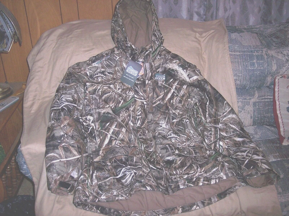 Mens 2X Camo Hunting Jacket Realtree Max Camo Coat Scent Control Waterproof Coat - Image 1 of 4