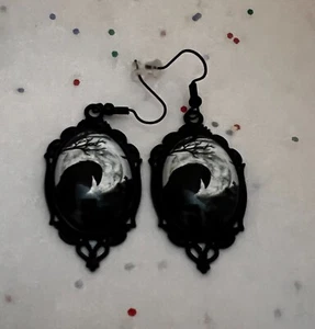NEW Black Crow Moon Earrings Alternative Gothic Mystic Gift Halloween 1.8x.8 - Picture 1 of 7