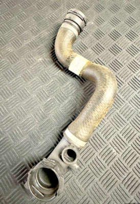 Manguera superior del radiador BMW - 11-53-7-500-733 - para BMW X5 3,0 L 2001-2006 Foto 1 de 4