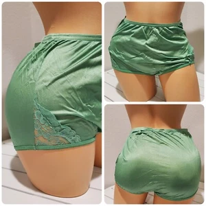 Vanity Fair LACE Nouveau Shiny Granny Panty Wide Gusset 8/XL Sea GREEN - Picture 1 of 9
