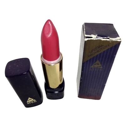 Lápiz labial Avon Color Release vino insuperable (C) de larga duración 0,13 oz Foto 1 de 4