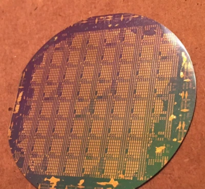 Oblea de silicona dorada de 2" única extremadamente rara RF NAND, ¿Bell Labs? Oblea Foto 1 de 4