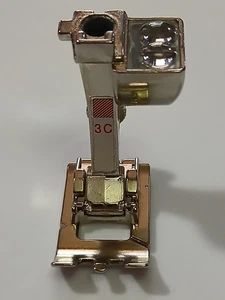 Original Bernina Presser Foot #3C( Buttonhole Foot) New Style  Pre-owned.  - Picture 1 of 8
