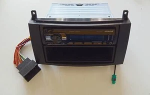 Autoradio Alpine per Mercedes Classe A (W169) serie dal 2004 al 2012 - Imagen 1 de 7