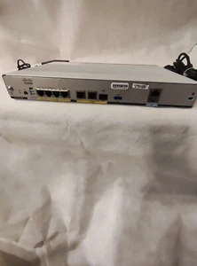 Cisco C1111-4p Inkl. Netzteil. Top Zustand - Bild 1 von 3