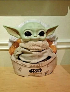 Muñeca bebé Yoda de peluche Star Wars Mandalorian The Child de 11" - en mano - Imagen 1 de 2