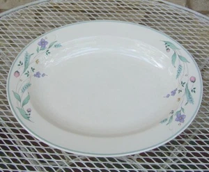 Pfaltzgraff USA April Ovale Servierplatte 14x11 Zoll Tiefbrunnen - Bild 1 von 3