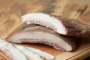 NDUJA ARTISANS Guanciale (cured pork jowls) 14 Oz - Pack of 1 - Picture 1 of 1