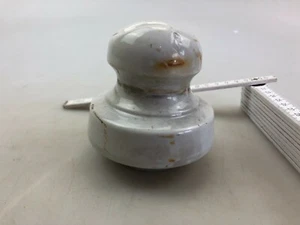 1x antiker Porzellan Isolator " RW " Briefbeschwerer Deko 10cm Industrie Design - Picture 1 of 8