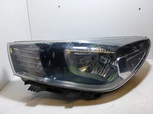 2018 KIA RIO K1 RHD SCHEINWERFER / HEADLIGHT LINKE SEITE 92101-1H LACKABPLATZER - Bild 1 von 9