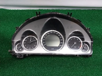 Painéis de instrumentos 2011 Mercedes-Benz E350 A212 900 3610 - Imagem 1 de 4