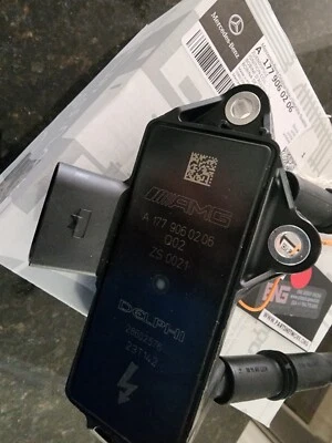 A1779060206 NUEVO/OEM MERCEDES & AMG ENCENDIDO GENUINO 12 HV BOBINA ENG RACING Foto 1 de 4