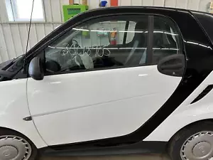 08-16 SMART FORTWO COUPE DRIVER LEFT FRONT DOOR CRYSTAL WHITE/BLACK EAZ/EN1U - Picture 1 of 9