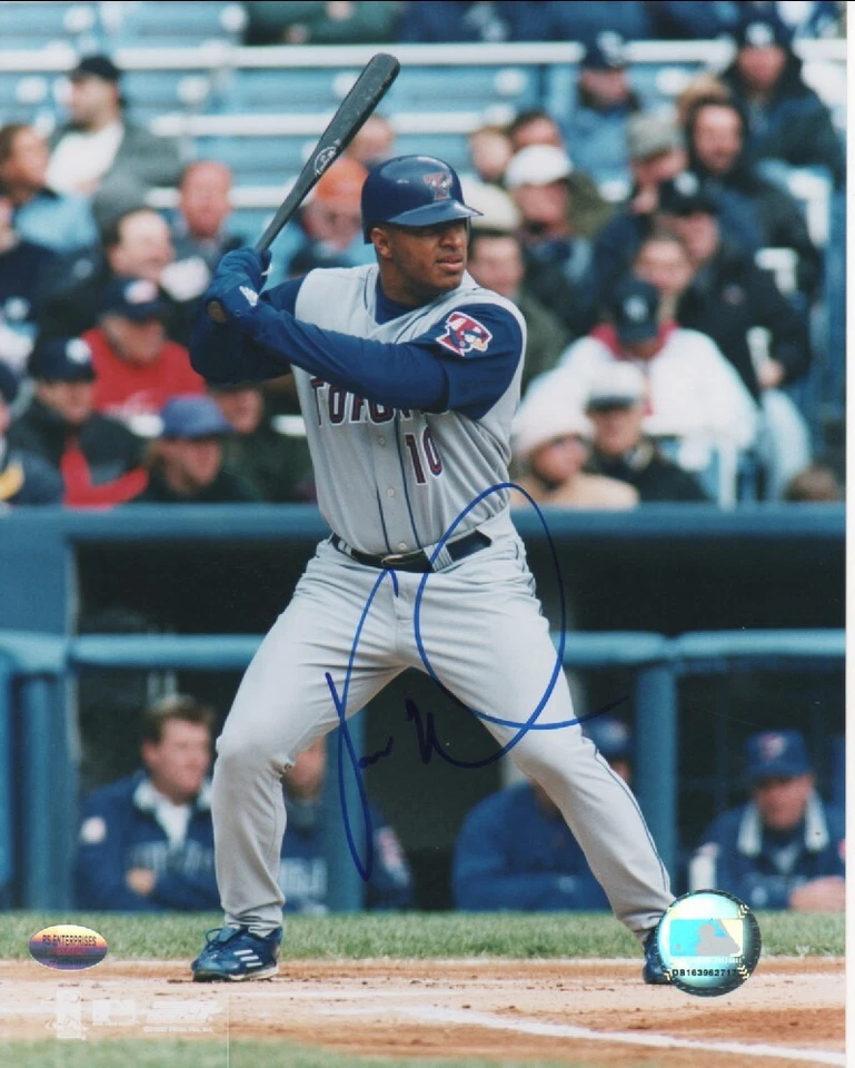Vernon Wells Autographed 8x10 Photo-Toronto Blue Jays - Image 1 of 1