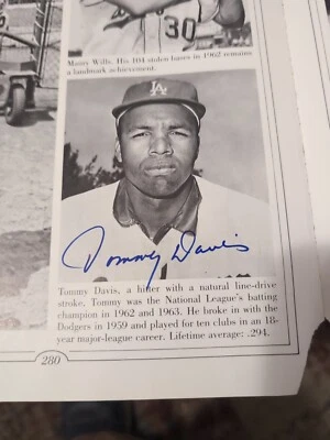 Tommy Davis signed autographed 8x10 photo! RARE! AMCo Authenticated! 10183 - Image 1 of 4