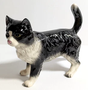 Freestanding Cat Figurine Vintage Gloss Glazed Pottery - Picture 1 of 8