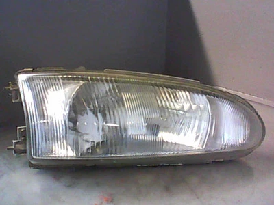 Faro Derecho Usado MITSUBISHI COLT IV Fase 1 - 1.6i 113cv - - Imagen 1 de 3