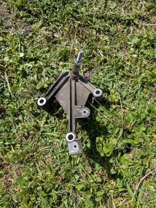 renault clio sport 172 182 gearbox mount tripod engine mount - Picture 1 of 2