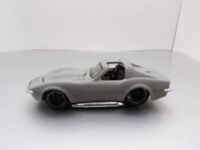 1969 CHEVROLET CORVETTE STINGRAY    2006 MAISTO PRO RODZ    1:64 - Image 1 of 4