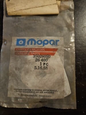 Nuevo de Lote Antiguo Mopar 3502605019 Medallón Para 88-91 EAGLE PREMIER  Foto 1 de 2