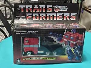 Optimus Prime G1 Transformers Vintage Reissue Walmart Exclusive (Damaged Box) - Bild 1 von 2