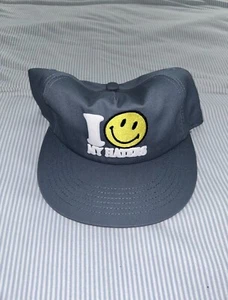 Market Happy Smiley Gesicht Hasser bestickt Druckknopflasche - Bild 1 von 4