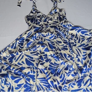 Alexis Simetrical Kleid Größe S - Bild 1 von 10