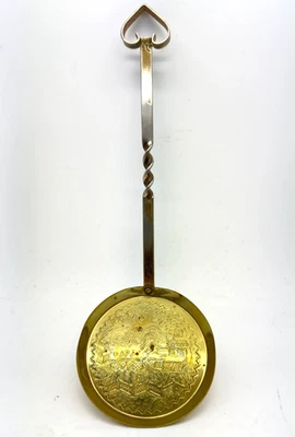 Vintage 1950's Decorative Brass Pan Wall Spoon Oriental Design From Hong Kong - Image 1 of 4