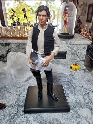 Star Wars Sideshow Premium Format 1:4 Han Solo Statue 1063/2500 - Image 1 of 4