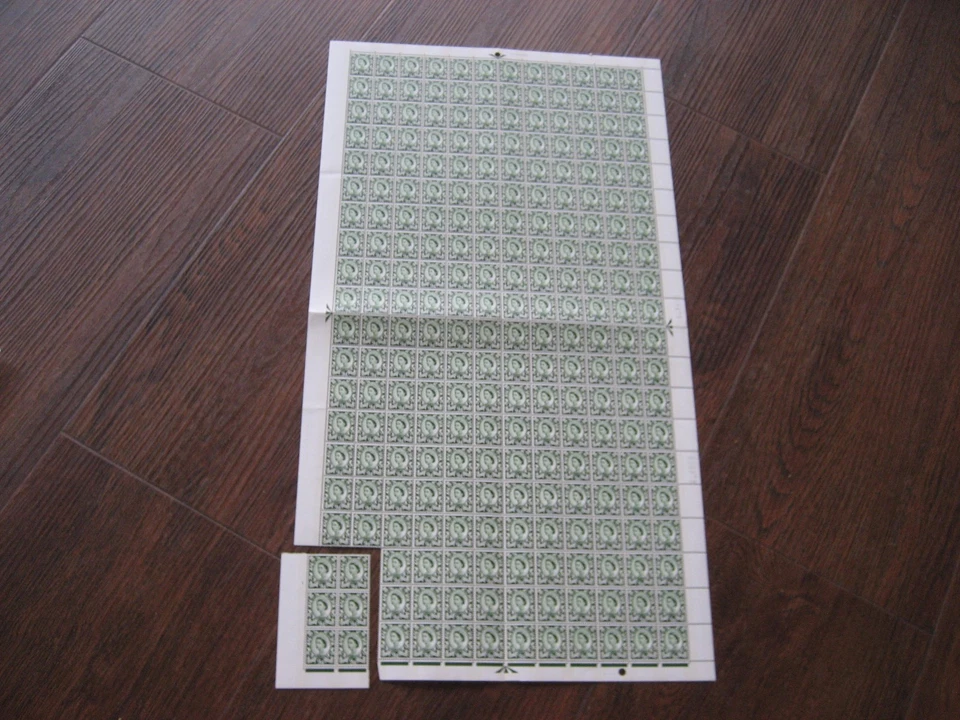 SCOTLAND 9d SG12 FULL SHEET 200 STAMPS BRONZE GREEN NO WMK CHALK PAPER Cat£1200 - Image 1 of 1