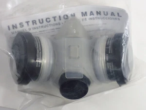 AO Safety Medium NIOSH R5700 Half Face Mask Respirator, Chemical/Organic Vapors - Picture 1 of 3