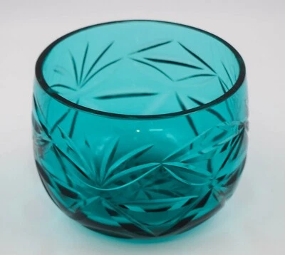 Rare English Cut Glass Turquoise Wine Rinser, Circa 1880 Foto 1 de 4