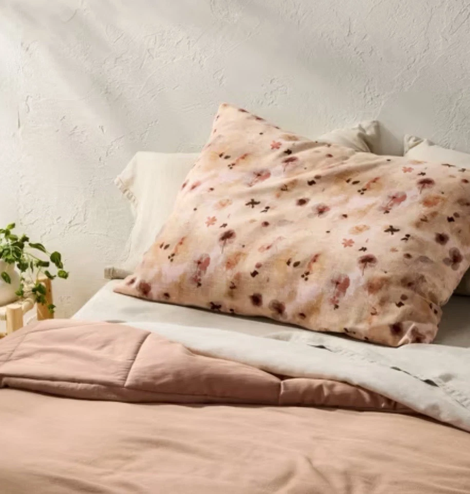 Almohada decorativa de peso pesado King Euro lumbar floral prensada - Casaluna Foto 1 de 4