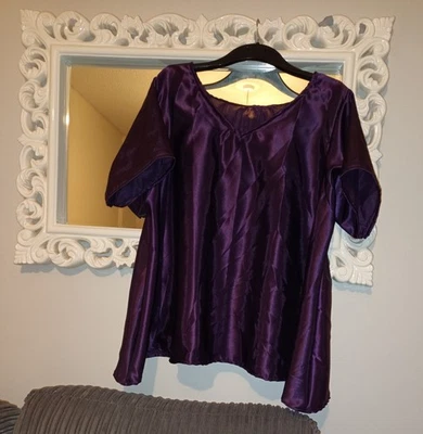 New Womens Purple Top Size 28/30 Satin, Handmade - Image 1 of 4