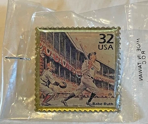 1998 Vintage BABE RUTH  32c Metal Stamp Pin Sealed - Picture 1 of 2