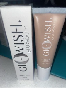 Huda Beauty GloWish Multidew Skin Tint Foundation ~ Shade 05 Medium~ Full Sz NEW - Picture 1 of 3