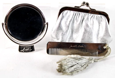 Espejo compacto, peine y bolsa JUDITH LEIBER vintage metálico de cuero plateado metálico de metal Foto 1 de 4