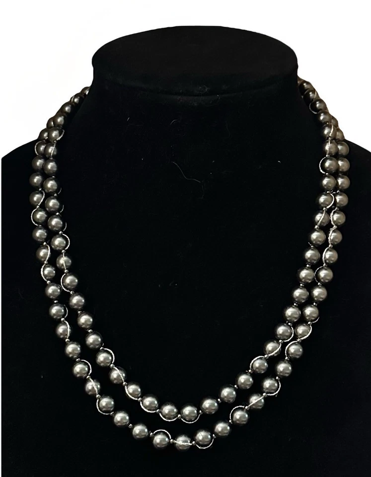 "Collar de perlas Simply Vera Wang gris metálico de 8 mm envuelto en imitación con cuentas 41""" Foto 1 de 4