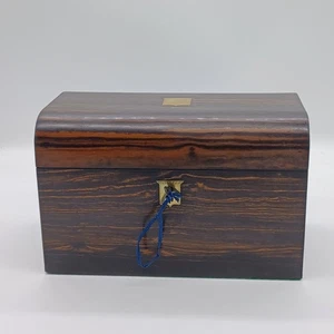 Antica teiera inglese Coromandel XIX reggenza georgiana con chiave - Foto 1 di 8