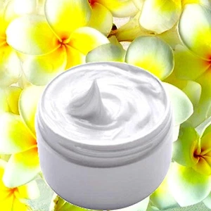 Frangipani Body/Hand Cream Vegan All Skin Types Moisturiser - Bild 1 von 12