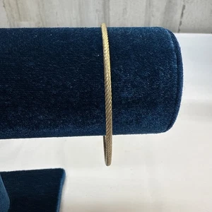 Goldfarbenes verdrehtes Seil Armreif Armband 2,75 Zoll - Bild 1 von 4