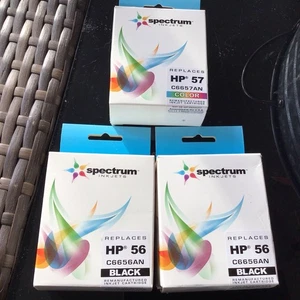 Lote de 3- Inyectores de Tinta Espectro, Nuevos, 2 Negros y 1 Color - Imagen 1 de 1