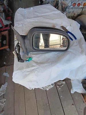 门镜 GMC ENVOY Right 02 03 04 05 06 07 08 09 — 第 1/3 张图片