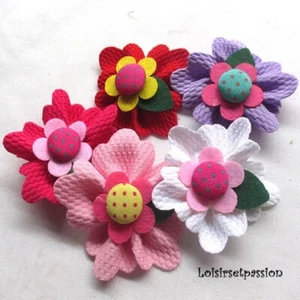 LOT de 2 - APPLIQUE FLEUR 3D, BLANC, Tissu gaufré, Bouton * 5 cm * Couture - F11 - Picture 1 of 7