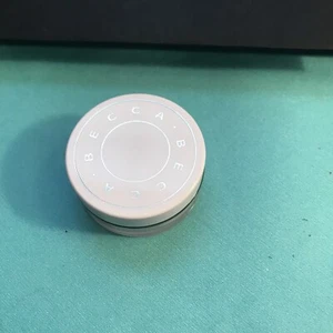 BECCA Hydra-Mist Set and Refresh Powder 0.07 oz / 2g New - Picture 1 of 2
